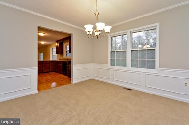 6491 Mockingbird Ln, Manassas, VA 20111 - photo 6