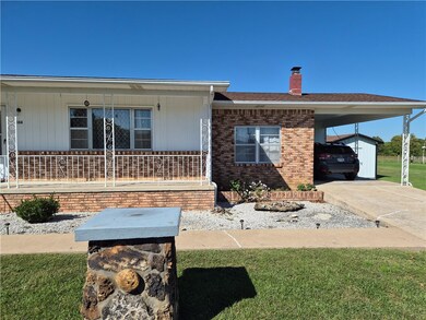 504 W 6th St, Green Forest, AR 72638 - photo 5