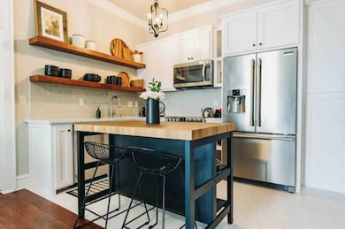 Pictures of a similar unit being used as or was us