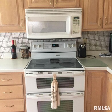 3620 38th St unit 7, Rock Island, IL 61201 - photo 5