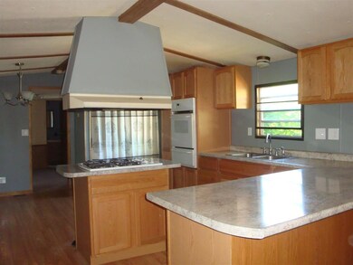 86 Nh Route 4a unit 14U, Lebanon, NH 03766 - photo 2