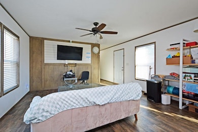 1368 96th Lane NE 003.jpg