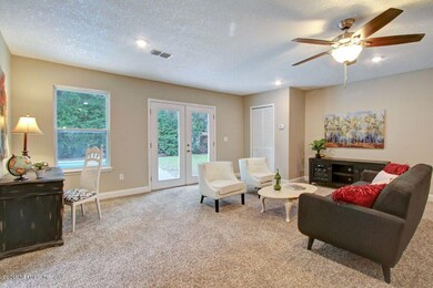 1646 Marion Ct W, Jacksonville, FL 32216 - photo 3
