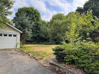 26 Fowler St, Keene, NH 03431 - photo 3