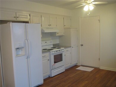 901 NW B St, Bentonville, AR 72712 - photo 4