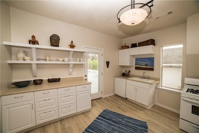 241 E Huntsville Rd, Fayetteville, AR 72701 - photo 7