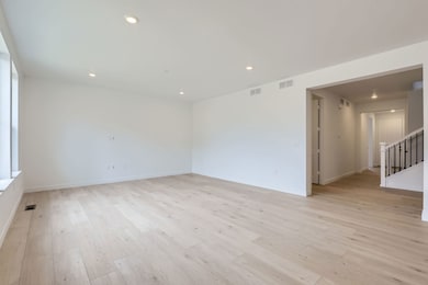 4629 Hatcher Dr Great Room 2