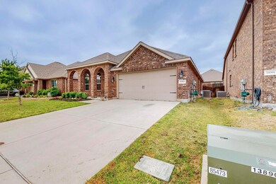 10921 Cobalt Dr, Aubrey, TX 76227 - photo 6