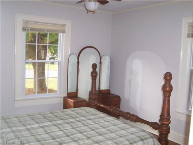 963 Straight St, Asheboro, NC 27203 - photo 6