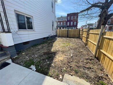 703 S 5th St, Allentown, PA 18103 - photo 5