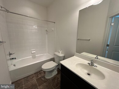 212 Shamrock Dr unit 3095, Stafford, VA 22556 - photo 6