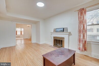 1446 Parkwood Place NW unit UPPER LEVEL, Washington, DC 20010 - photo 3