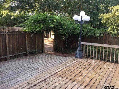 1905 1905 Henderson, Tyler, TX 75701 - photo 4