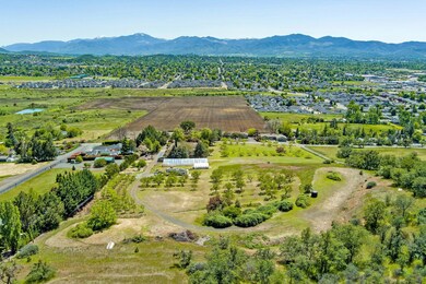 2067 Coker Butte Rd, Medford, OR 97504 - photo 3