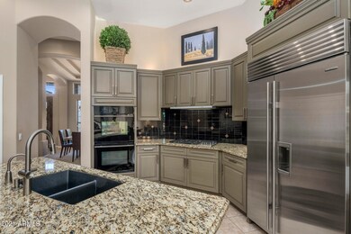 GOURMET KITCHEN_ VIEW III