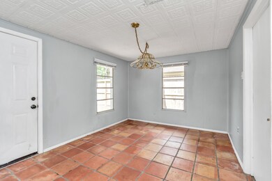 2207 Cheshire Ln, Houston, TX 77018 - photo 5