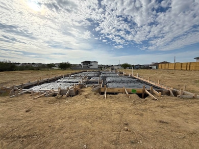 5025 Servando Dr, Laredo, TX 78046 - photo 2