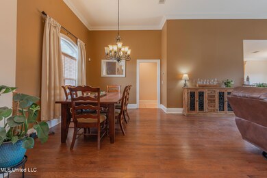 12-DiningArea