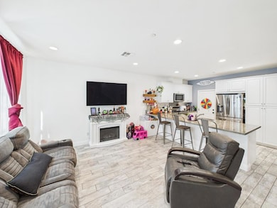 1922 Corte Zafiro unit 136, Chula Vista, CA 91913 - photo 7