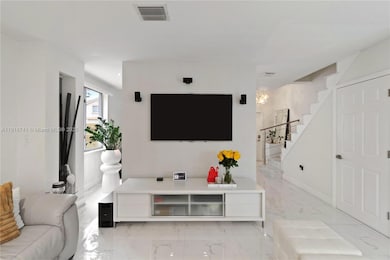 10842 NW 53rd Ln, Doral, FL 33178 - photo 6