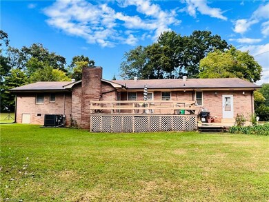 179 Burney Rd, Asheboro, NC 27205 - photo 4