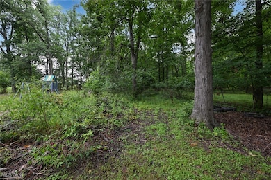 26856 Bagley Rd, Olmsted Falls, OH 44138 - photo 5