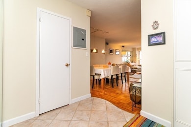 Jamaicaway Tower and Townhouses unit 282, Jamaica Plain, MA 02130 - photo 4