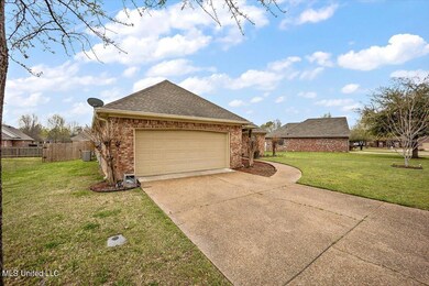 03-164 Harvey Crossing Front Left of Hou