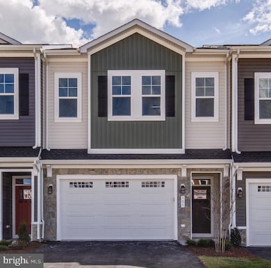 151 Leather Flower Dr, Lake Frederick, VA 22630 - photo 3