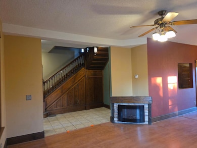 109 W Bridge St, Redwood Falls, MN 56283 - photo 3