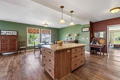 3960 Johnson Ave NW, Cedar Rapids, IA 52405 - photo 7