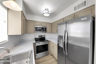 4630 N 68th St unit 280, Scottsdale, AZ 85251 - photo 2