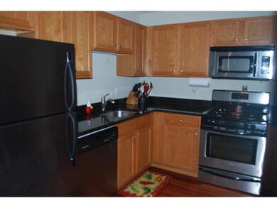 11 Crosswoods Path Blvd, Merrimack, NH 03054 - photo 4