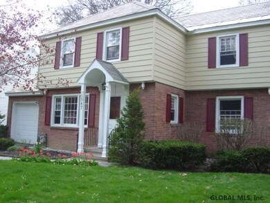 1547 Regent St, Schenectady, NY 12309 - photo 3
