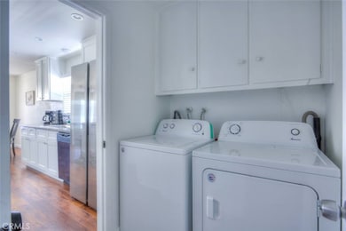 274 N Dominguez Place unit A, Azusa, CA 91702 - photo 5