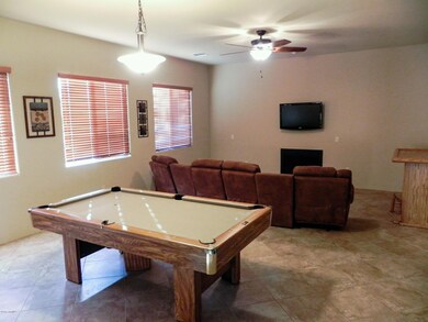 Family room alt TV