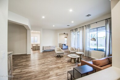 LIVING ROOM 3