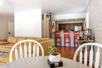 120 Gopher Rd-016-014-Living Room-MLS_Si