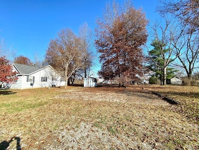 889 7th St NE, Linton, IN 47441 - photo 7