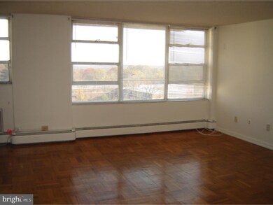 Radnor House unit 624, Bryn Mawr, PA 19010 - photo 3