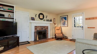 45 Highland Farms Dr, Bedford, NH 03110 - photo 2