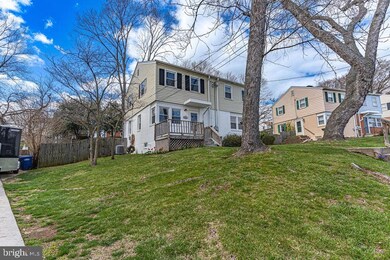 6938 University Dr, Alexandria, VA 22307 - photo 2