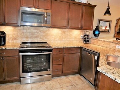 Kitchen (2)