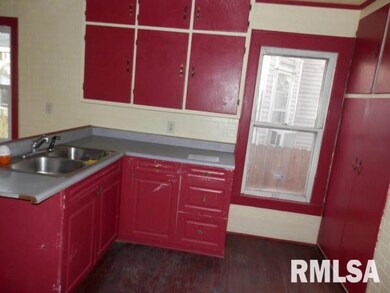 920 22nd St, Rock Island, IL 61201 - photo 5