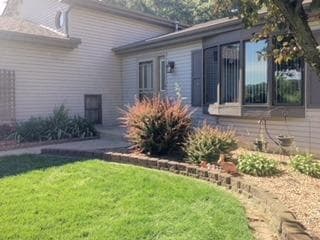 1630 W Oak St, Griffith, IN 46319 - photo 4