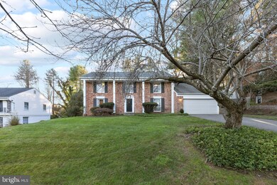 8804 Tallyho Trail, Potomac, MD 20854 - photo 5