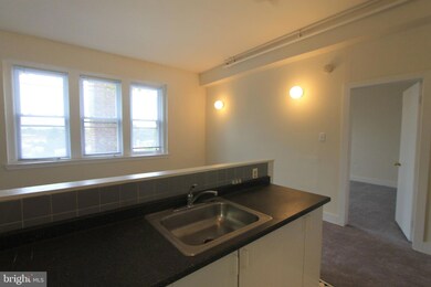 100 E Price St unit 3-C, Philadelphia, PA 19144 - photo 2