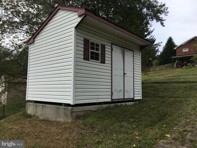 50 Ann St, Pottsville, PA 17901 - photo 6