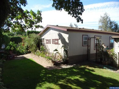 141 S 5th St unit 5, Independence, OR 97351 - photo 6
