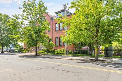 72 Ashland St unit 403, Malden, MA 02148 - photo 2